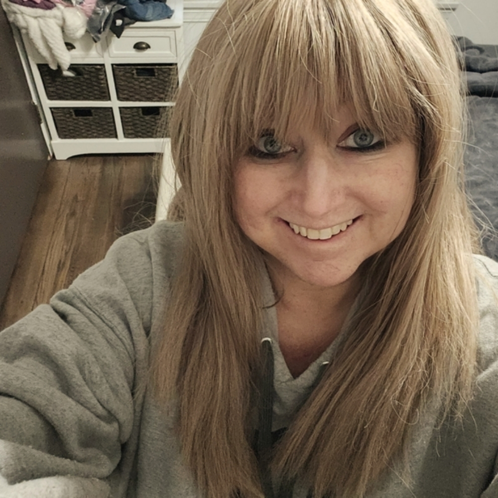Meet your Posher, Pam